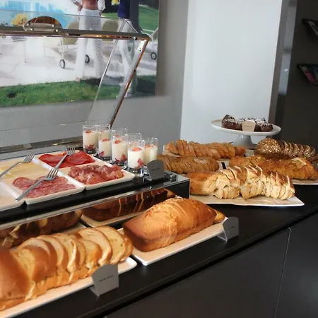 Mas De L'adret Bed & Breakfast Roche-Saint-Secret